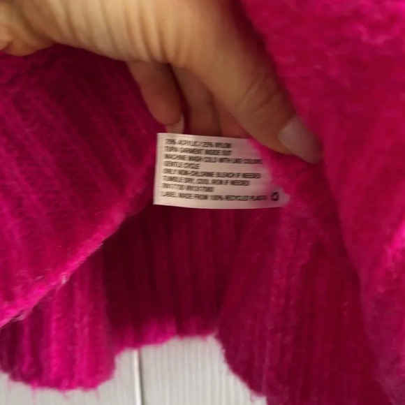 Universal Thread | Hot Pink | Chunky Knit Sweater | size S - Picture 3 of 4